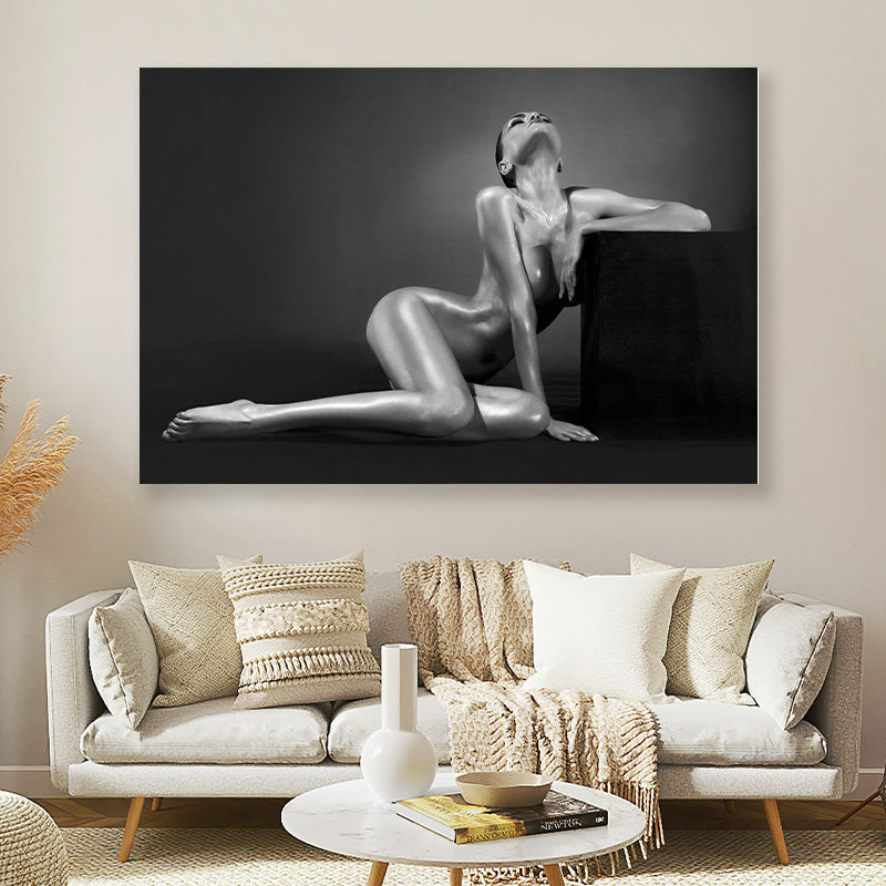 Body black white